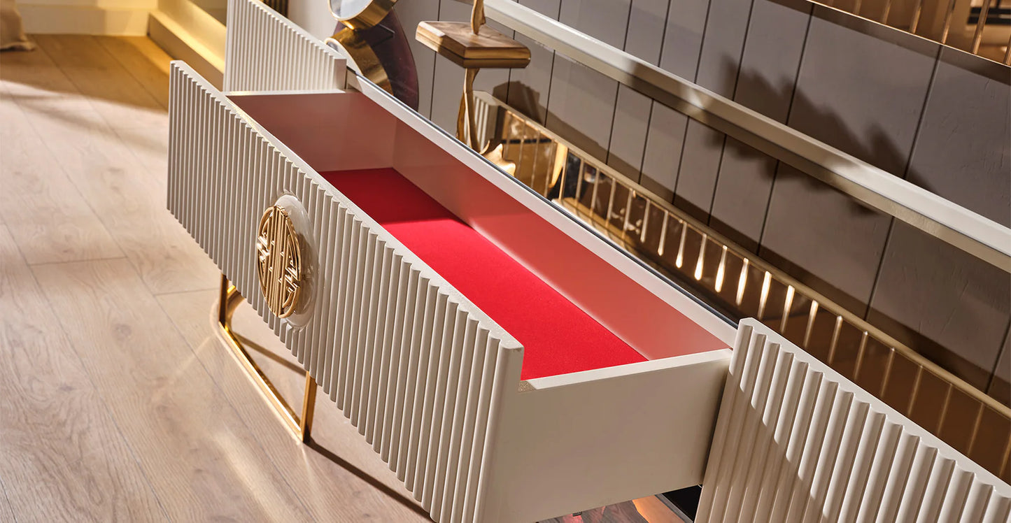 Gucci TV Tisch